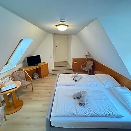 Hotel Mueritzlicht 2*