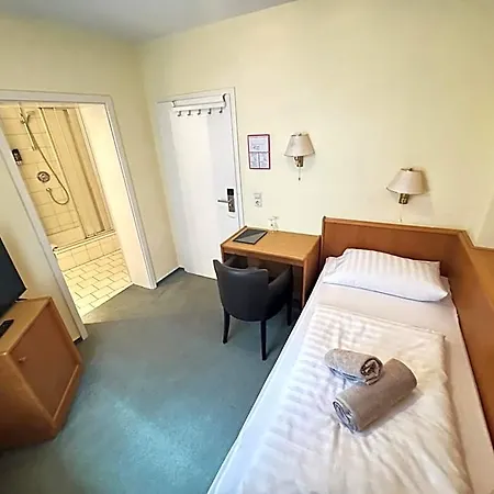 Mueritzlicht Hotel 2*