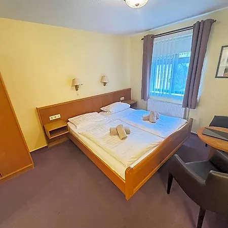 Hotel Mueritzlicht 2*