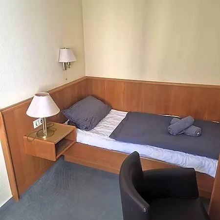 Mueritzlicht Hotel 2*